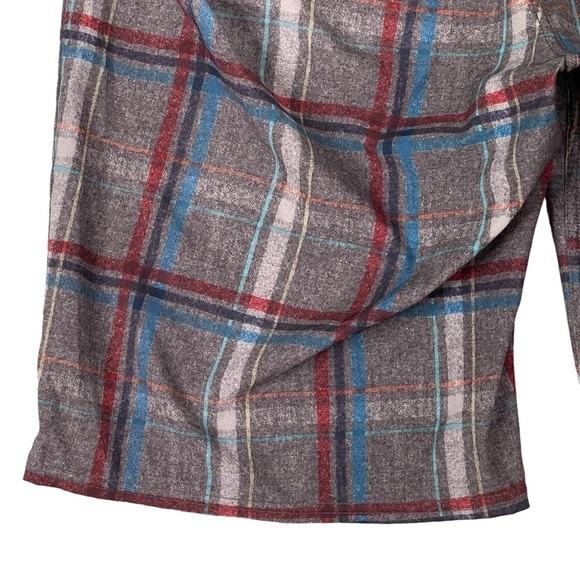 Travis Mathews Shorts Mens 34 x 10.5" Plaid Hybrid Golf Performance Stretch - Picture 9 of 13